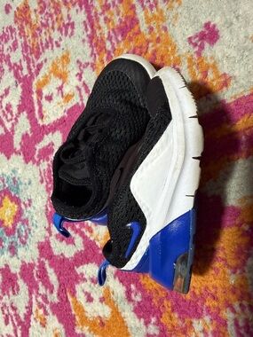 Nike Kids Black, White & Blue Slip-On Sneakers